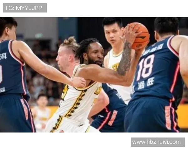 上海篮球队意识争议引发热议球迷对战术执行与团队配合的深度探讨 上海篮球队意识争议引发热议球迷对战术执行与团队配合的深度探讨