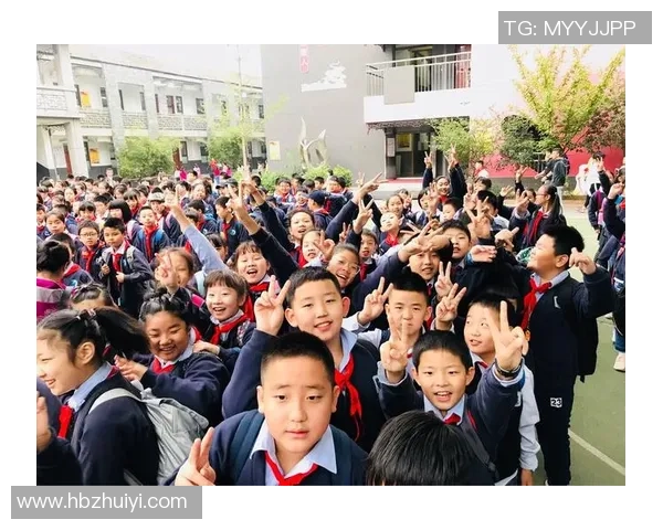 足球明星东方晟的传奇人生与绿茵场上的梦想追逐之旅